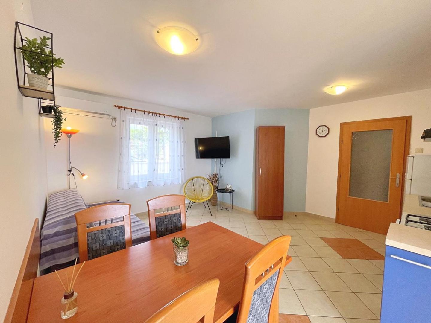 Villa Tiha Lili Šilo Kültér fotó