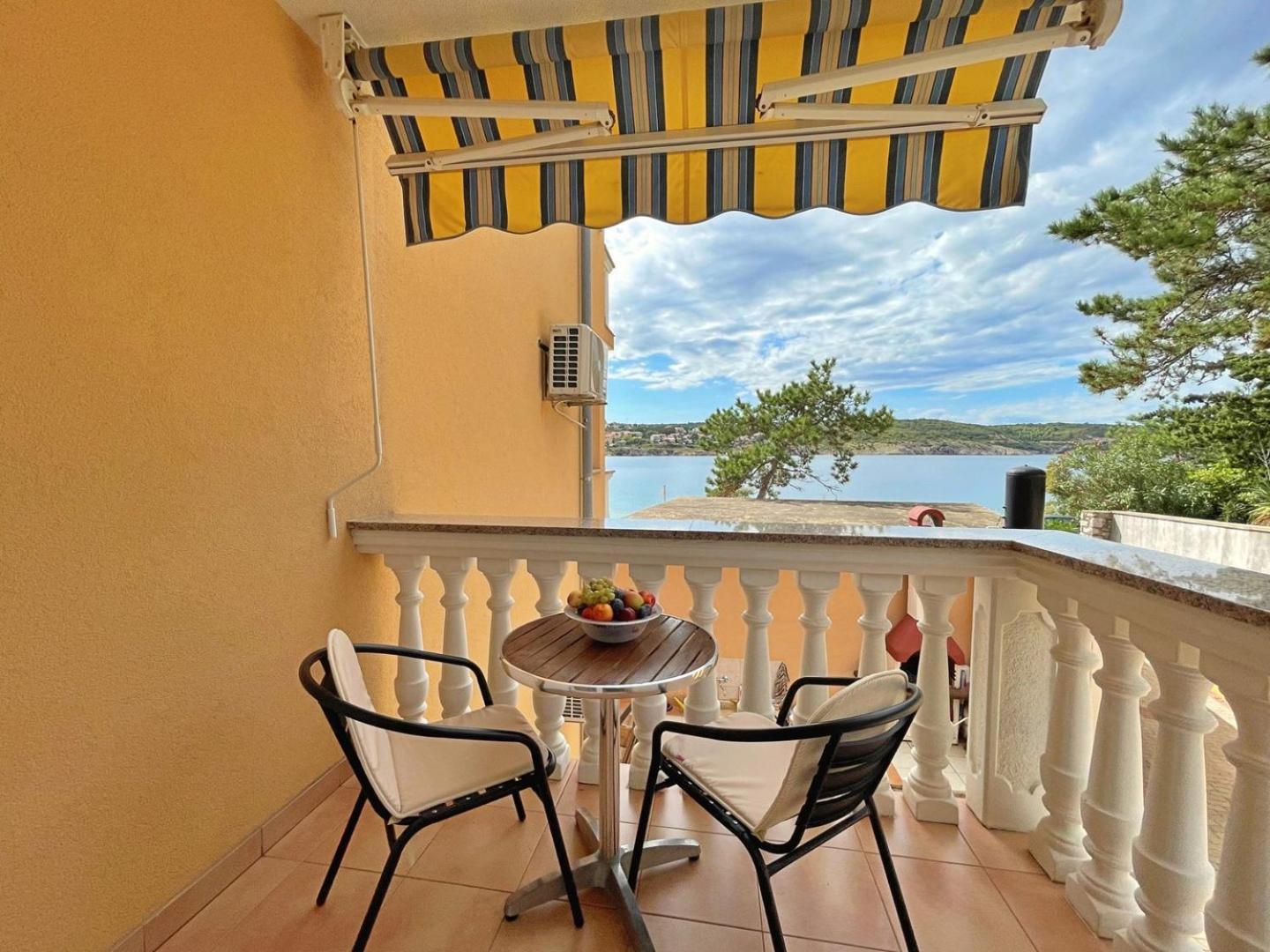 Villa Tiha Lili Šilo Kültér fotó