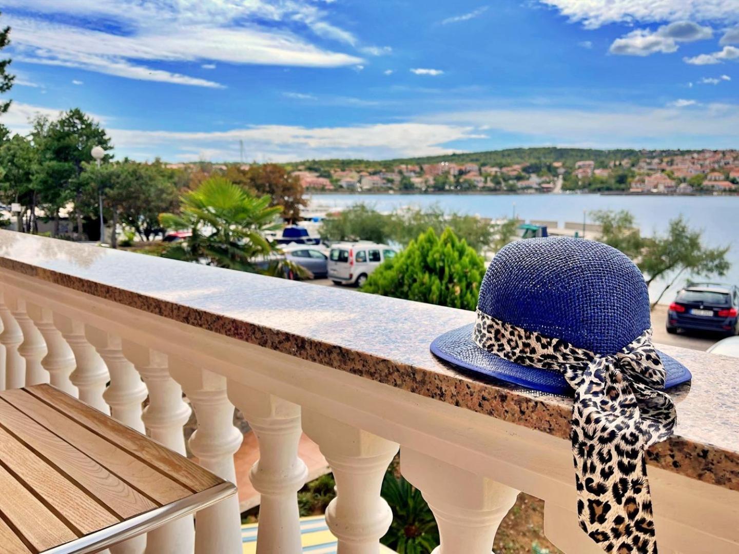Villa Tiha Lili Šilo Kültér fotó