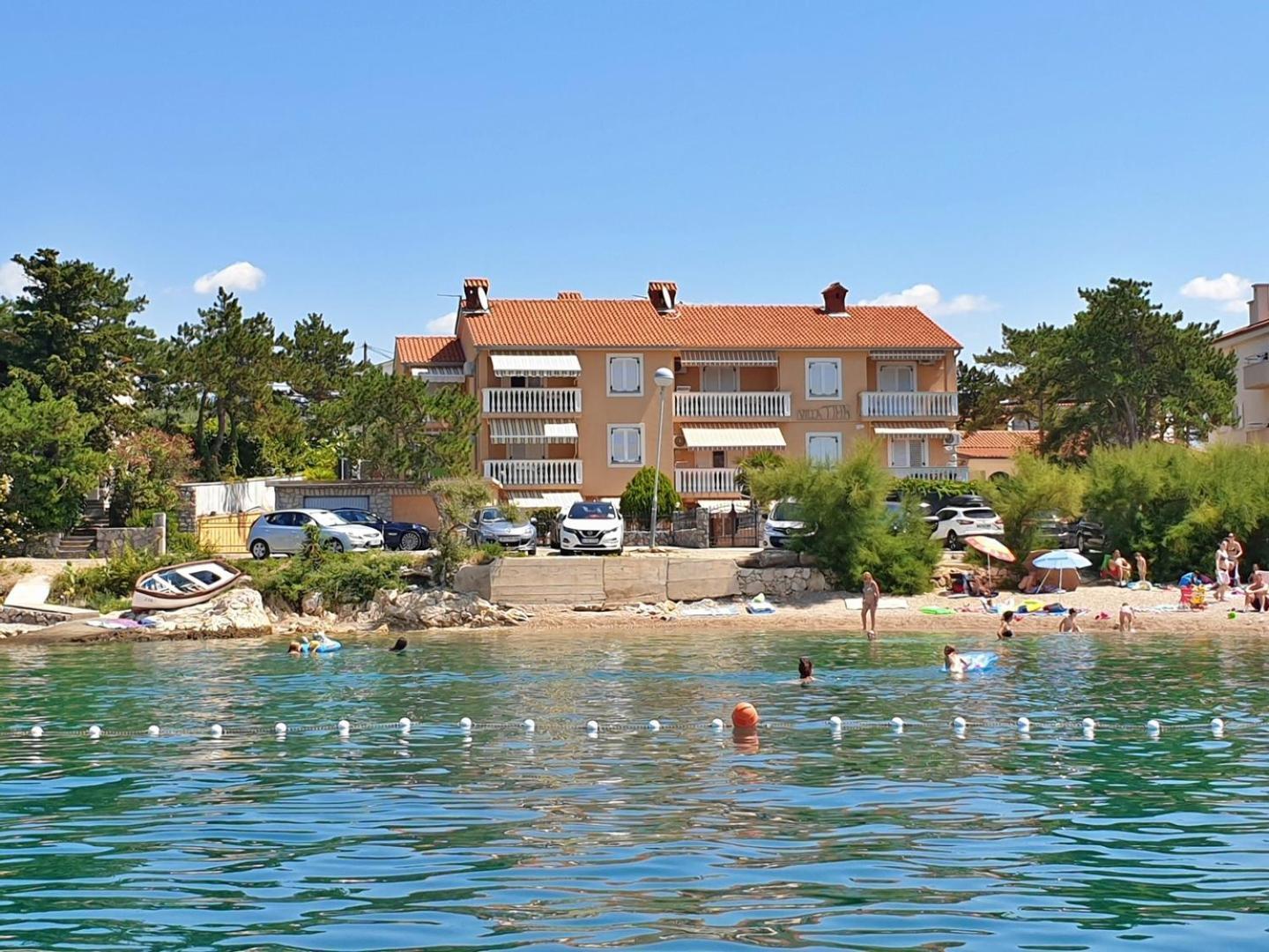Villa Tiha Lili Šilo Kültér fotó